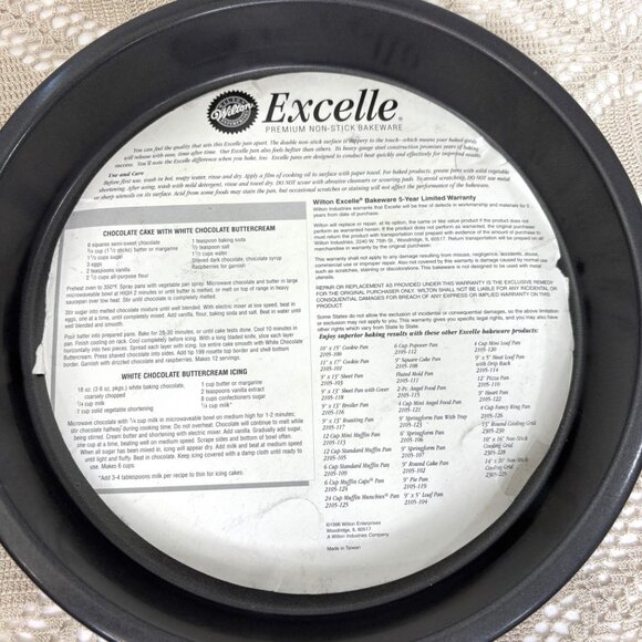 Vintage Wilton Excelle 9” non-stick Round Cake Pan - Picture 9 of 11